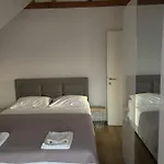 Tijana 아파트 *
